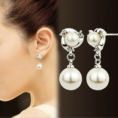 DELYSIA KING Pearl Earrings