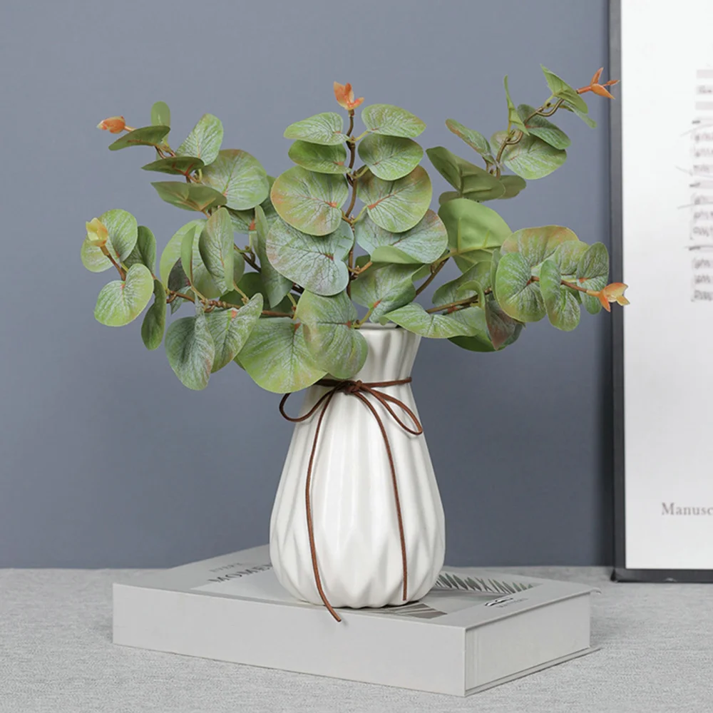 2Pcs Artificial Plant Leaves Realistic Looking Clear Veins Natural Color Non-Fading Easy Maintenance Fine Texture Simulation Eucalyptus Leaves Desktop Decoration Party Supplies