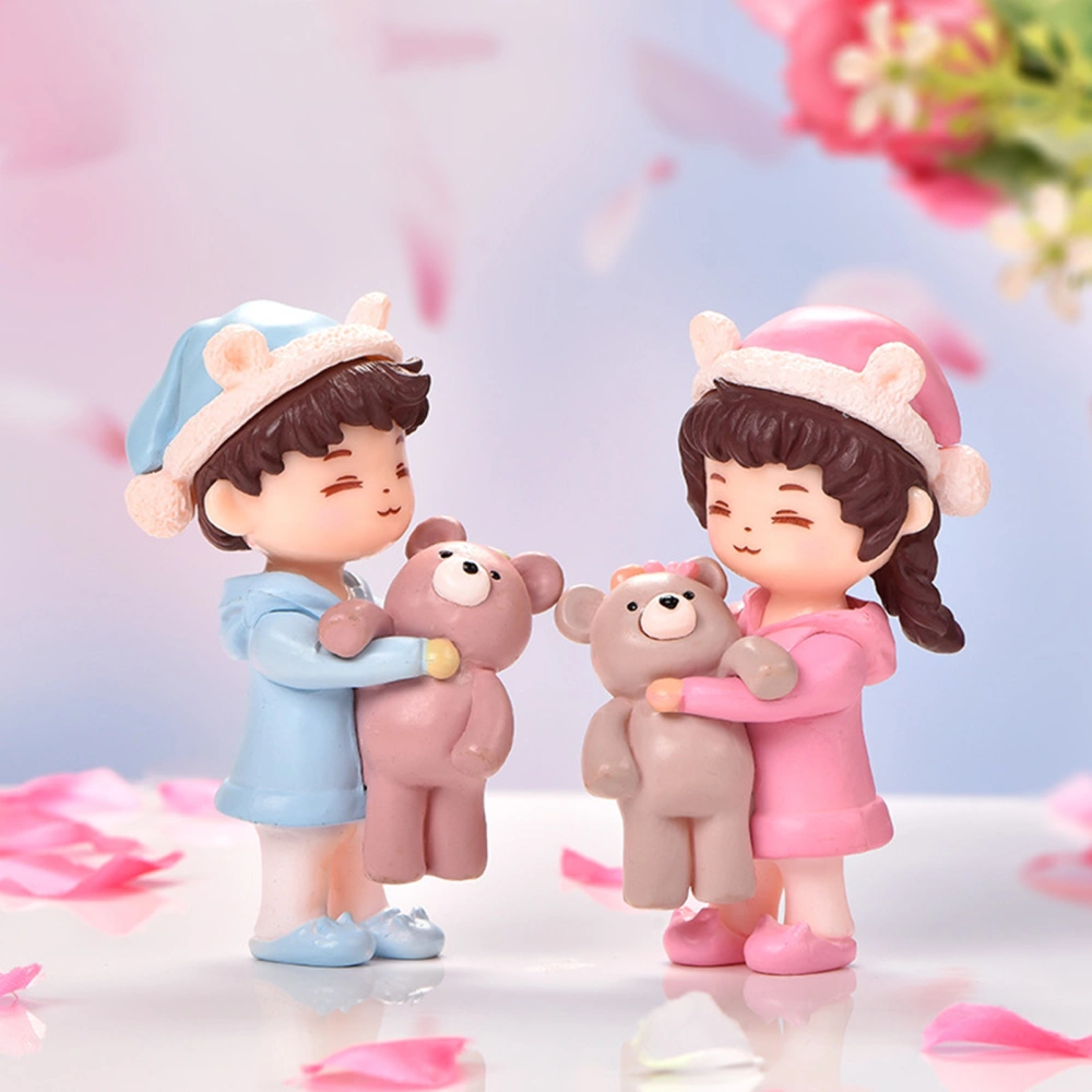 2Pcs Couple Figurine Vivid Appearance Cheerful Plastic Hugging Cake Topper Bear Miniature Boy for Desktop