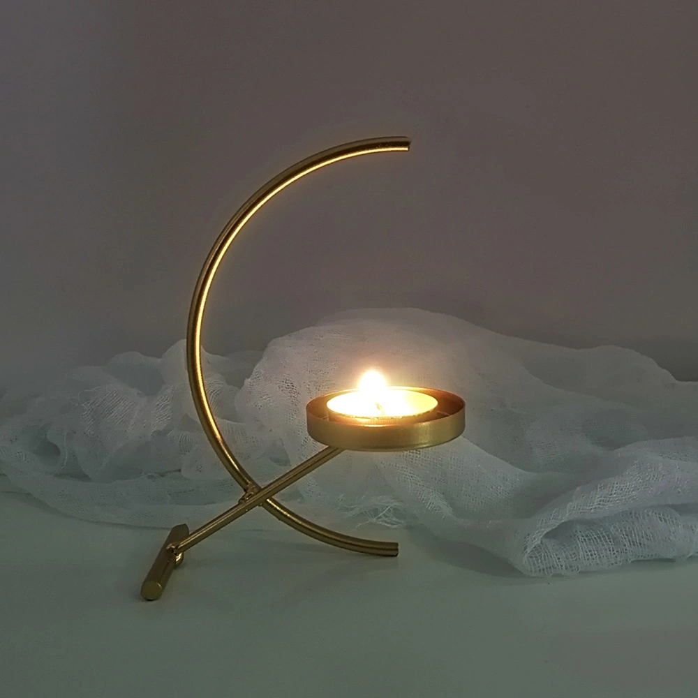 Candle Holder Retro Romantic Wrought Iron Semicircle Moon Candlestick Dining Table Ornament for Party