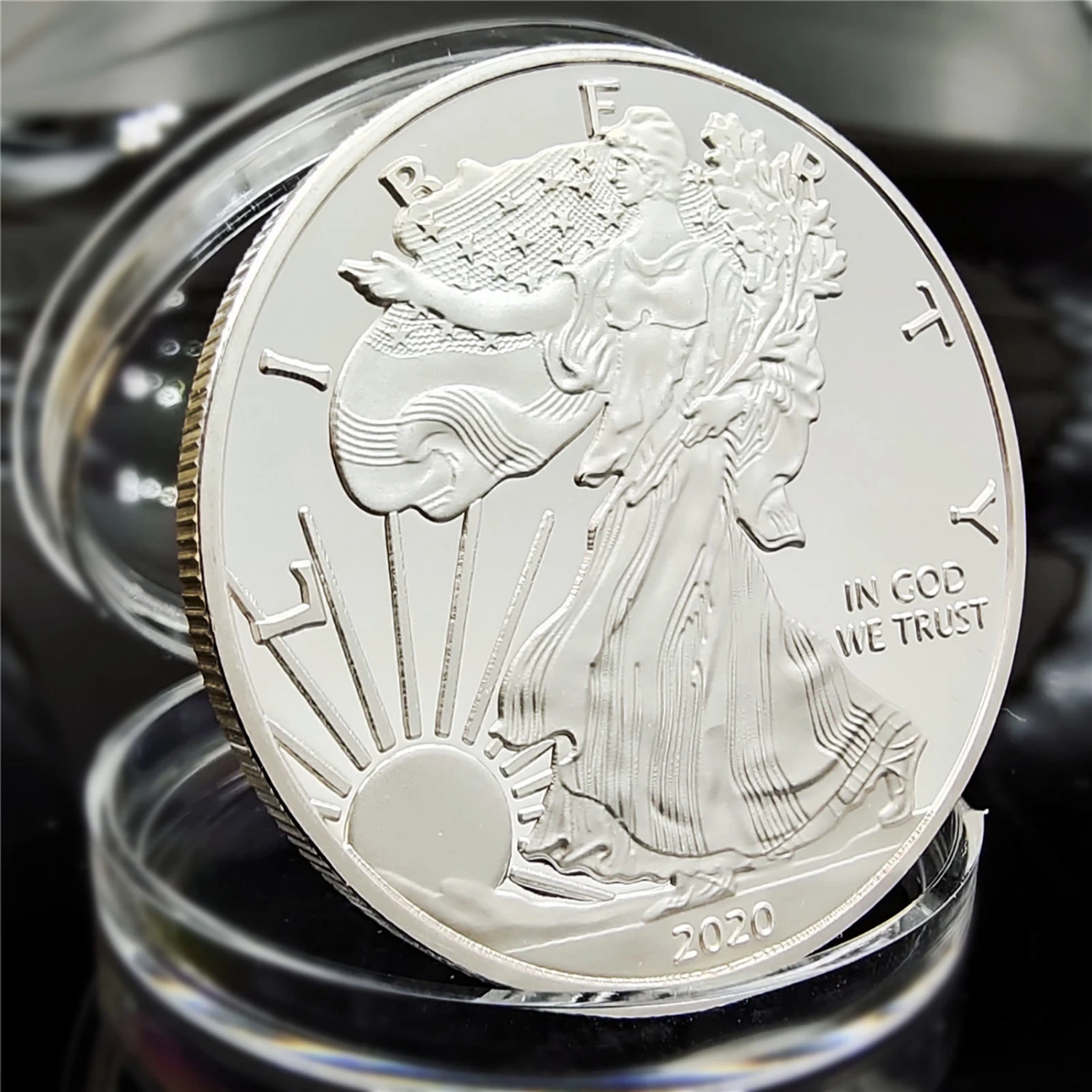 Coin Anti-Scratch Fine Workmanship Souvenir The Statue Of Liberty Coin for Birthday