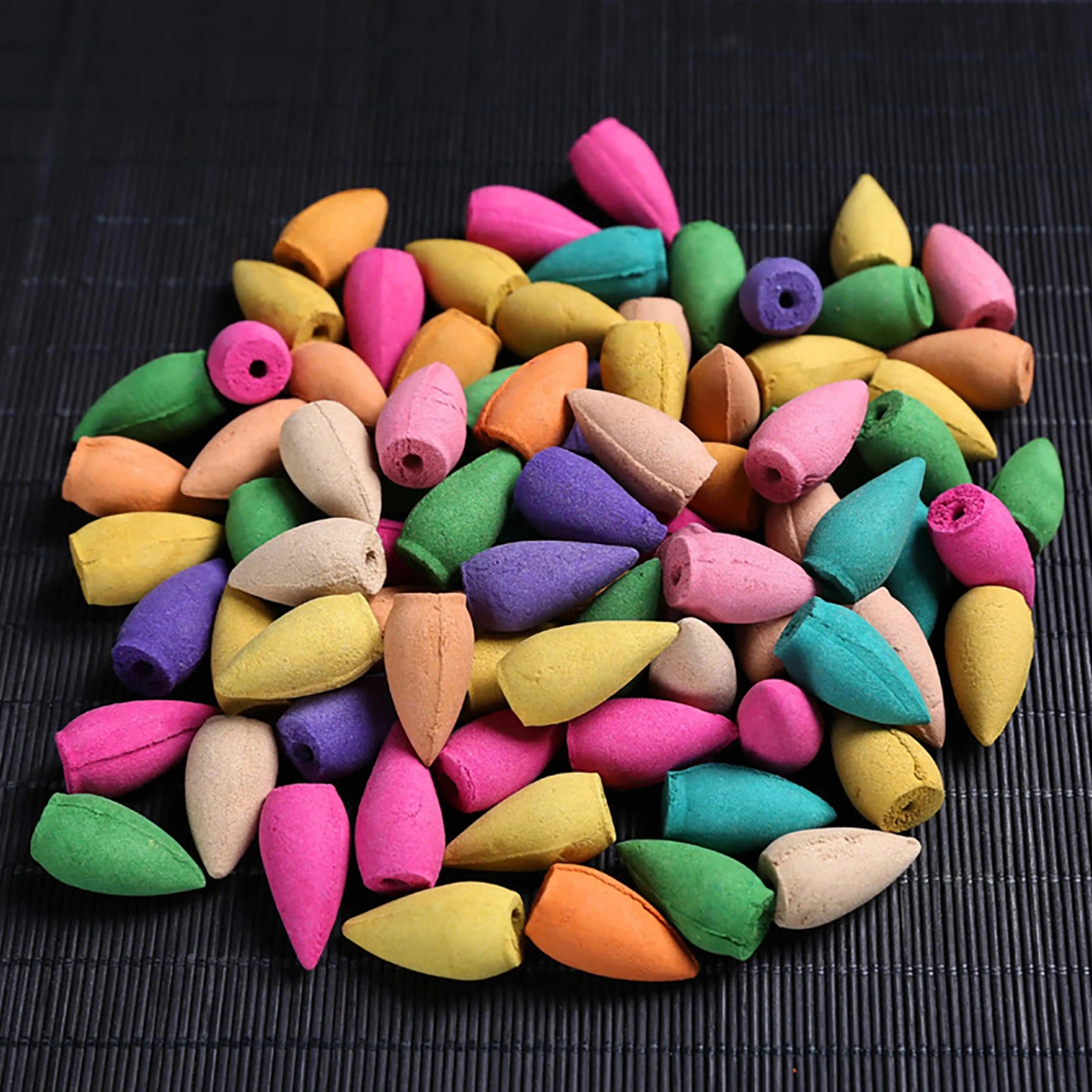 50Pcs/Box Backflow Incenses Lasting Fragrance Multi Fragrances Widely Used Deodorant Safe Aromatherapy Eco-friendly Backflow Burner Incense Cones for Home