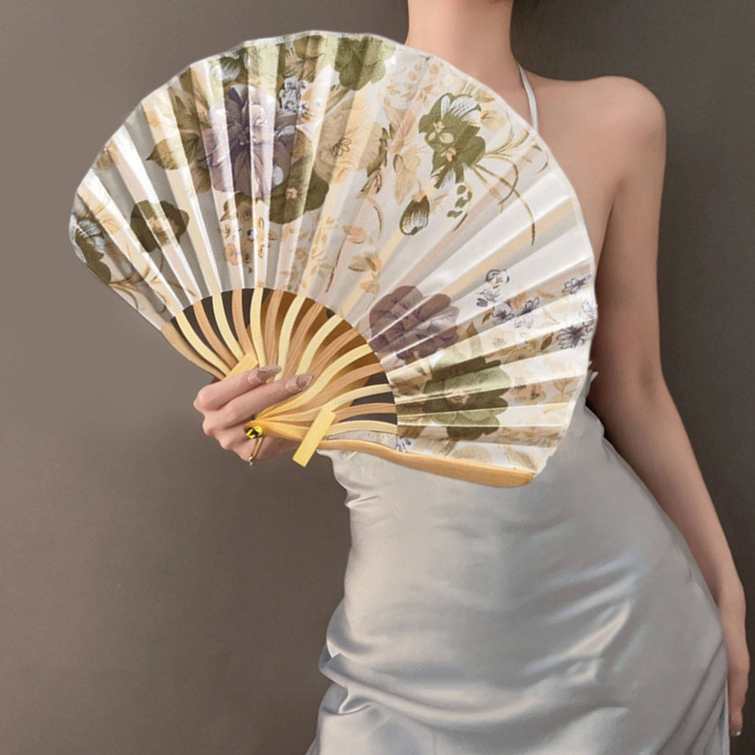 Shell Fan No Burr Non-breakable Festival Gift with Tassel Decorative Vintage Style Floral Print Kimono Japanese Style Hand Fan Home Supply
