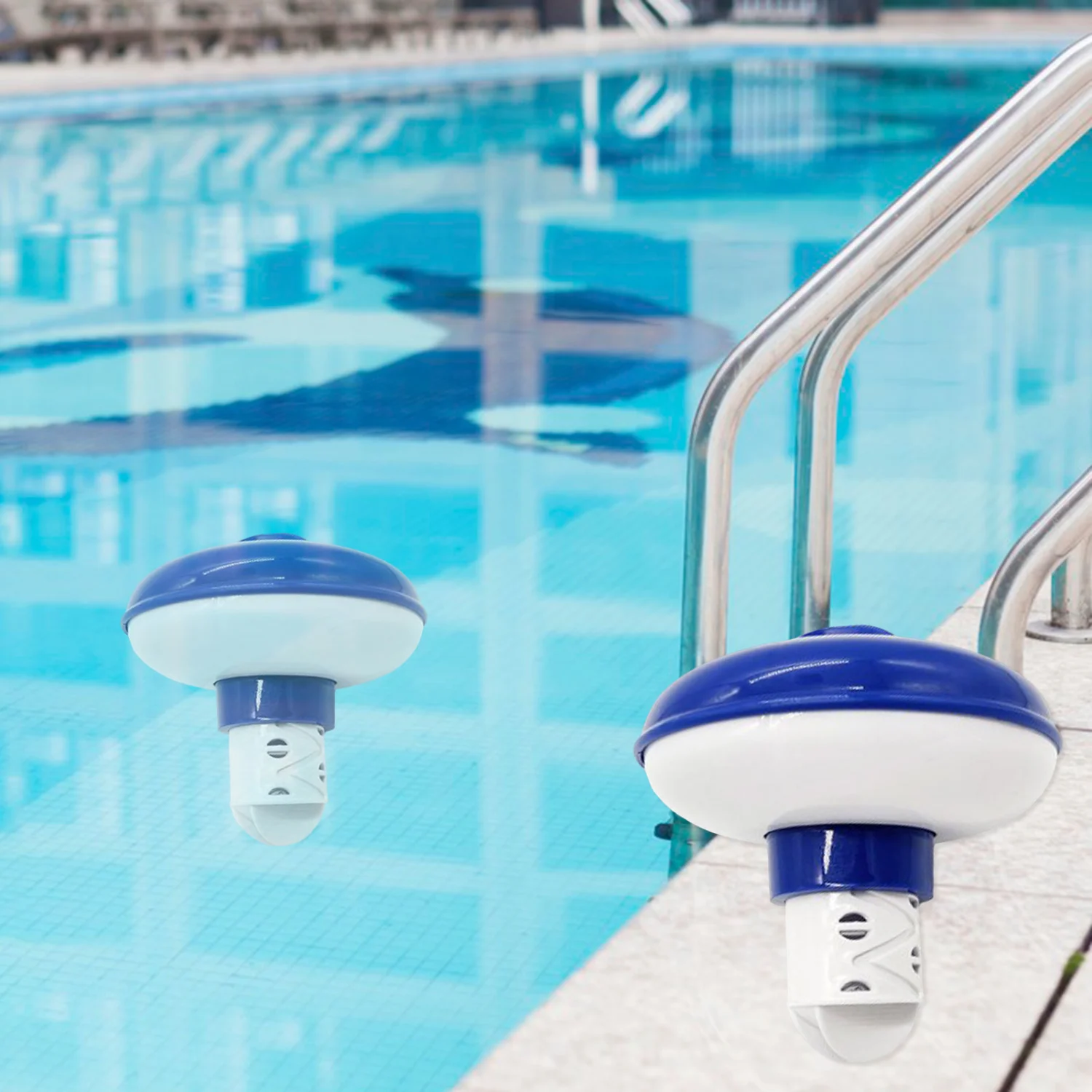 Pool Chlorine Dispenser Telescoping Portable 1.5-inch Compatible Cleaning Tool Swimming Pool Spa Hot Tub Fountain Bromine Tablet Floater Pool Accessories