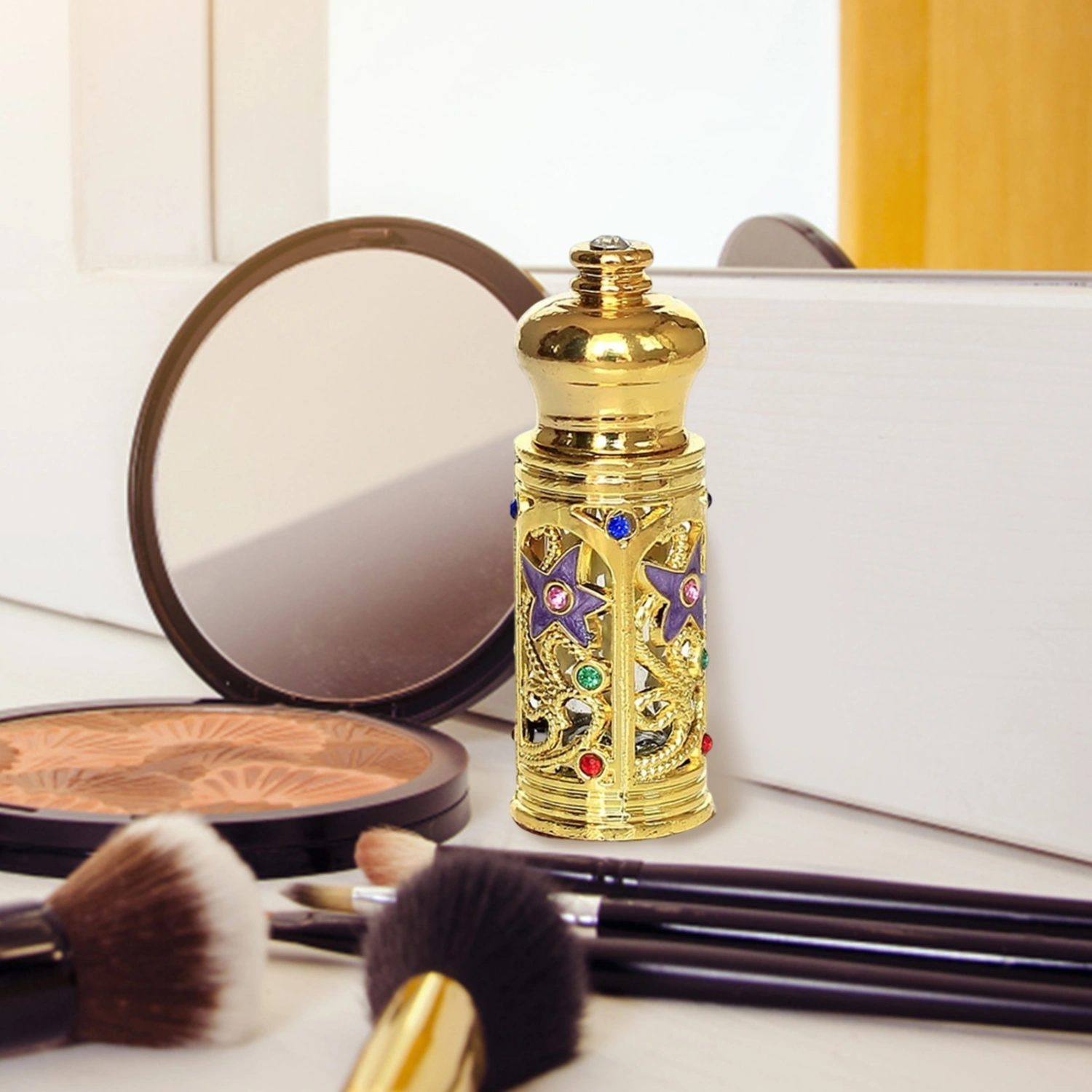 3ml Perfume Bottle Rilievo Strong Decoration Unique Design Rhinestone Hollow Out Perfume Packaging Good Detail Concentrated Perfume Oil Bottle Present