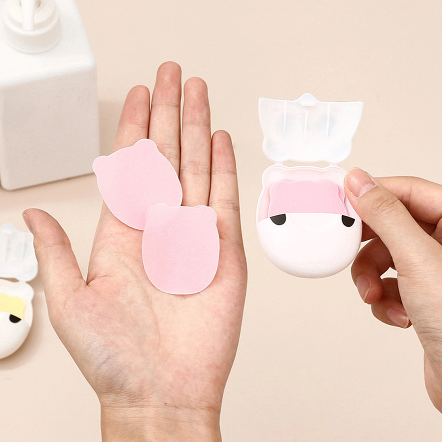 50Pcs Disposable Soap Paper Portable Dissolves in Water Convenient One Time Enclosure Design Wash Hand PP Material Cartoon Panda Soap Paper Outdoor Travel