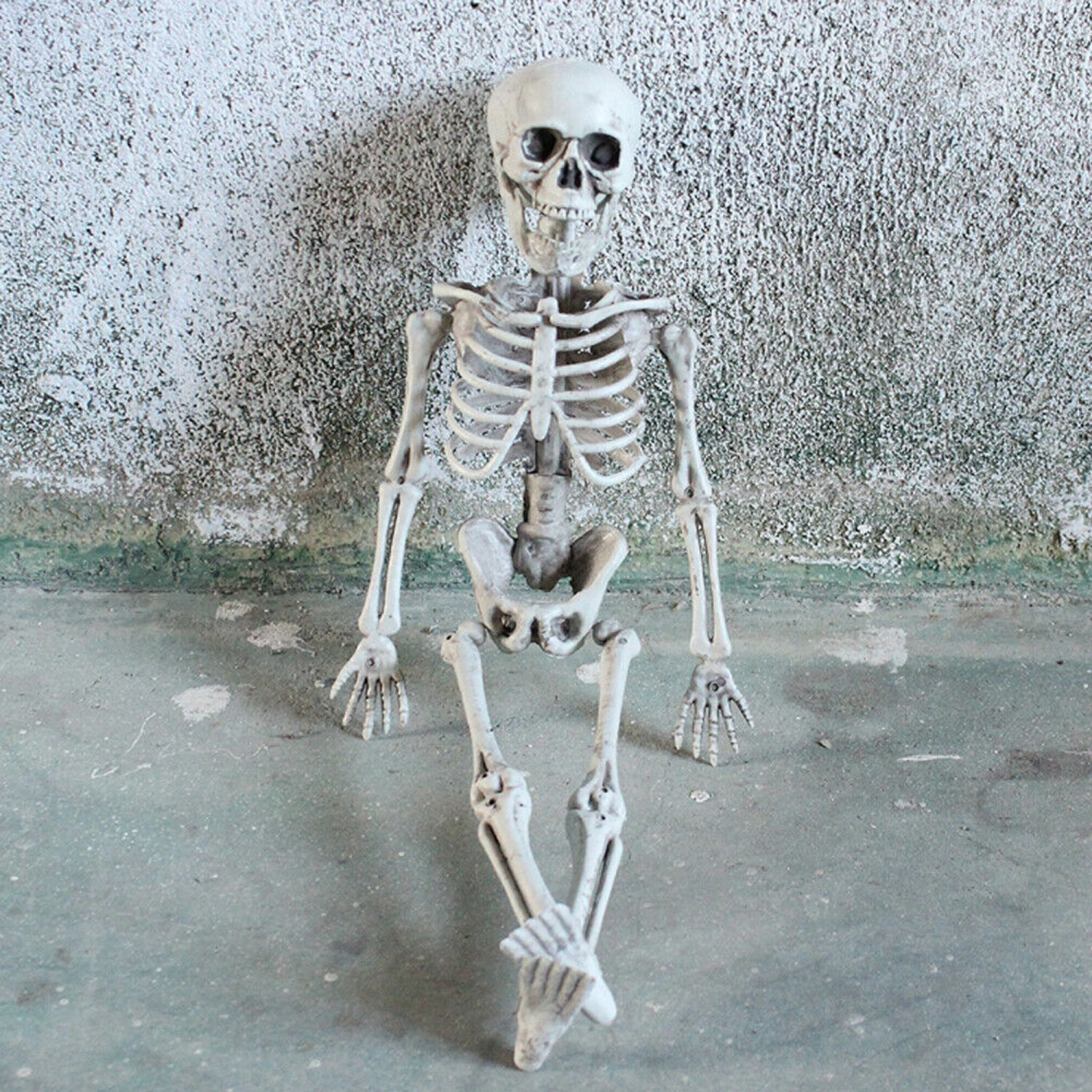 40 CM/15.7 Inches Halloween Human Skeleton Horror Holiday Prop Decoration with Movable Joints