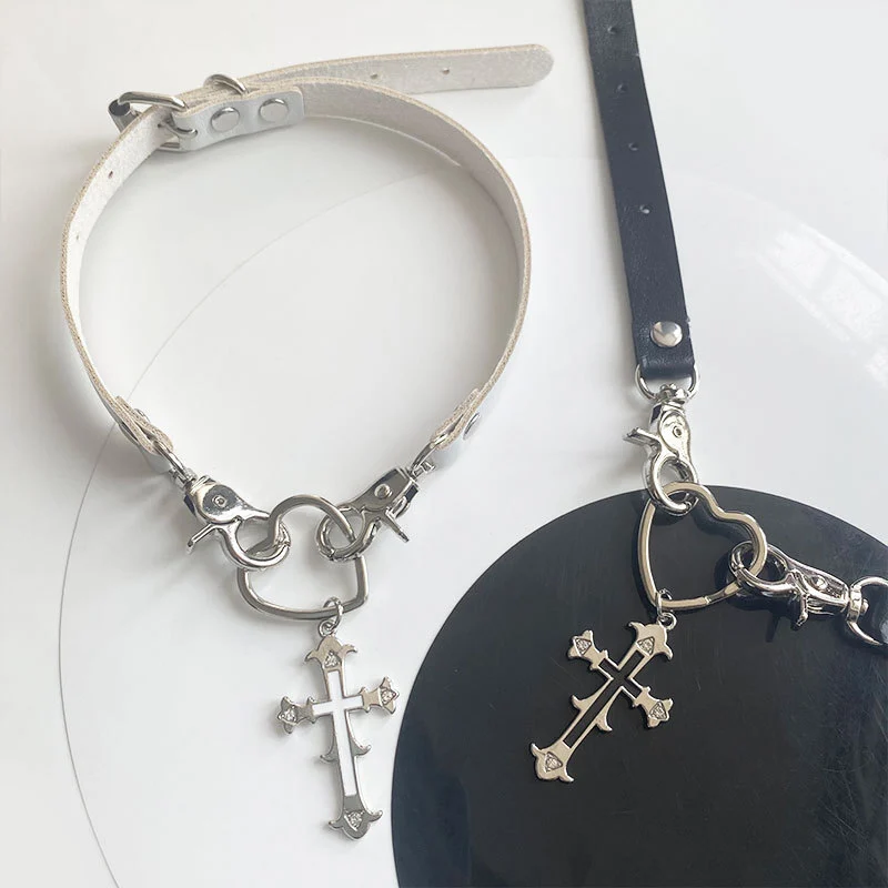 Hollow Heart Cross Collar