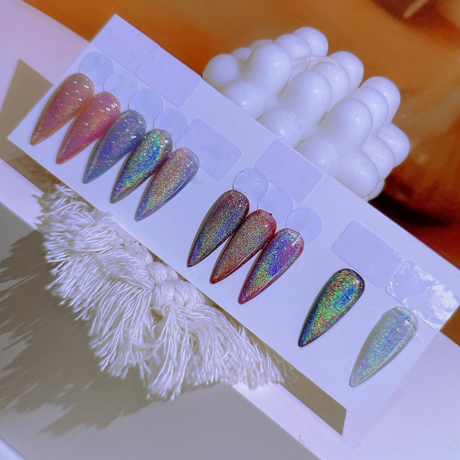 8ml/15ml Nail Polish Excellent Saturation Quick Drying Natural Reflective Glitter Nail Sparkling Soak Off Gel for Salon