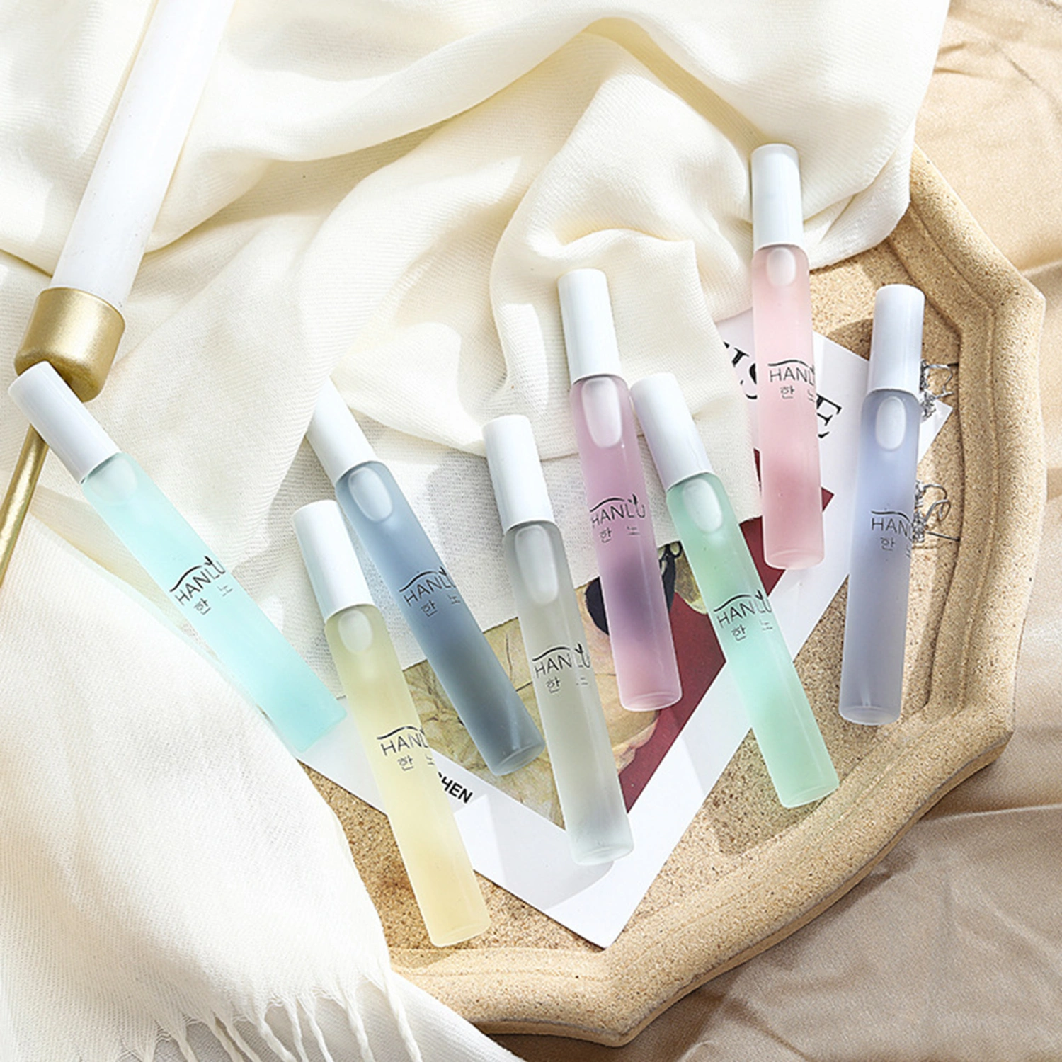 12ml Women Fragrance Pocket Size Multifunctional Compact Flower Fruit Lady Liquid Mini Perfume for Dating