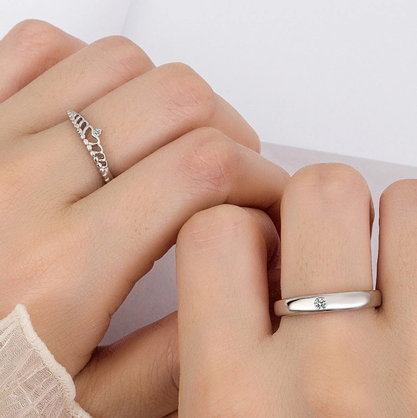 Men's And Women's Fashion Simple Couple Couple Rings