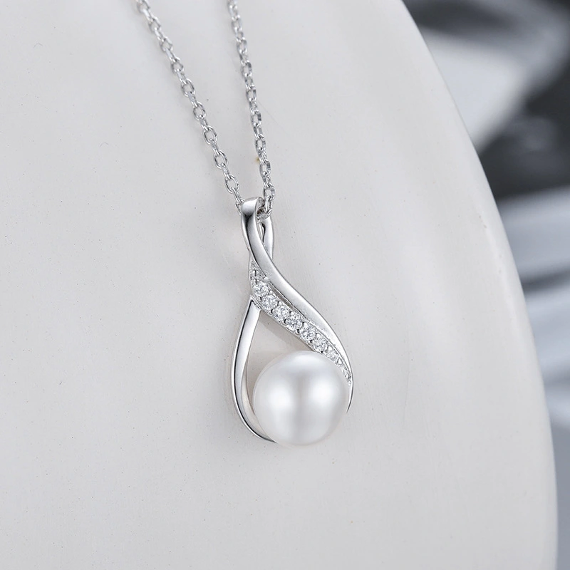 Silver Freshwater Pearl Pendant Micro Inlaid Zircon Drop-shaped Necklace