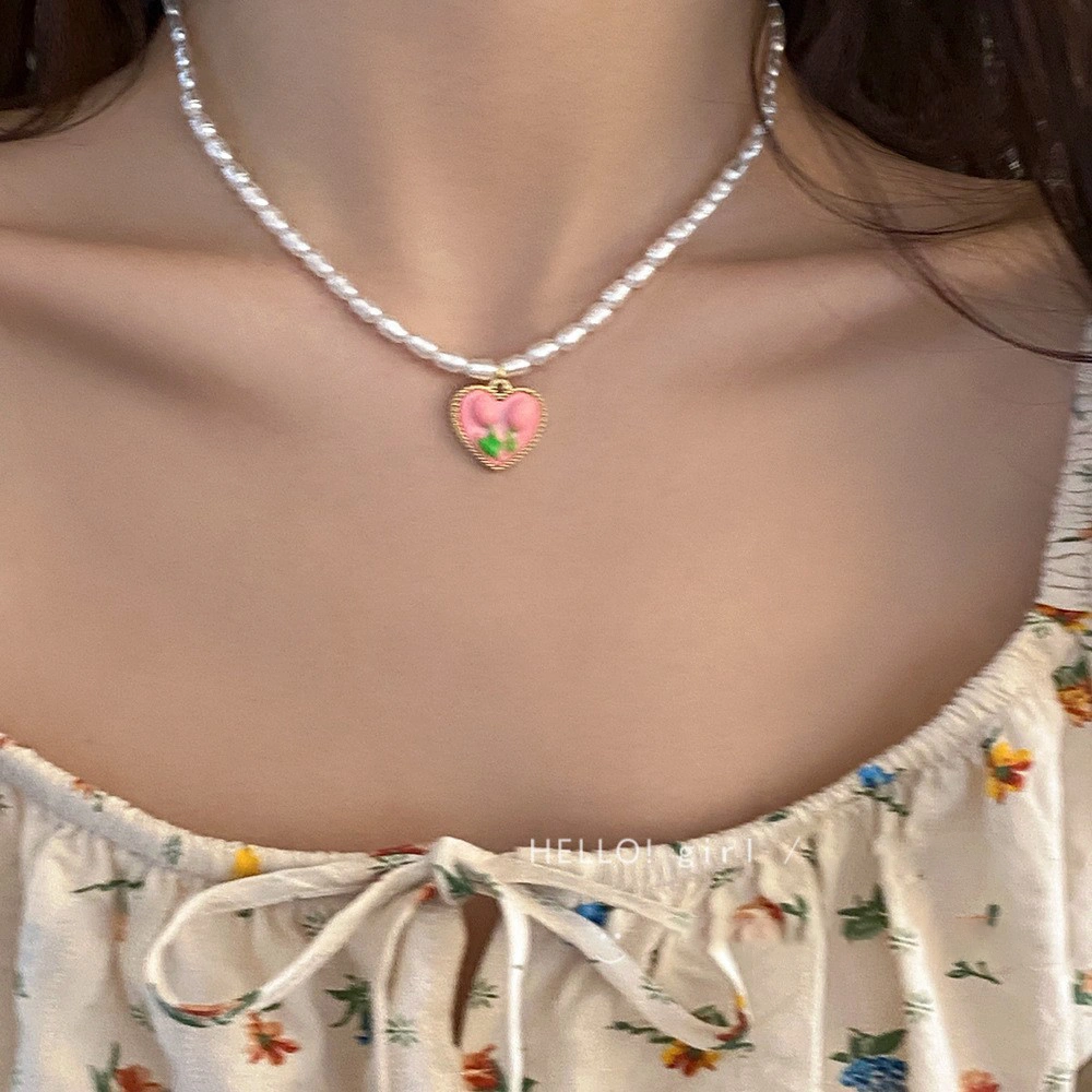 Tulip pearl clavicle chain