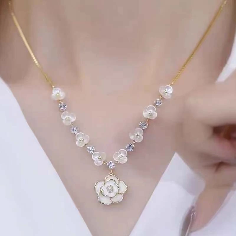 White Camellia Flower Necklace Temperament