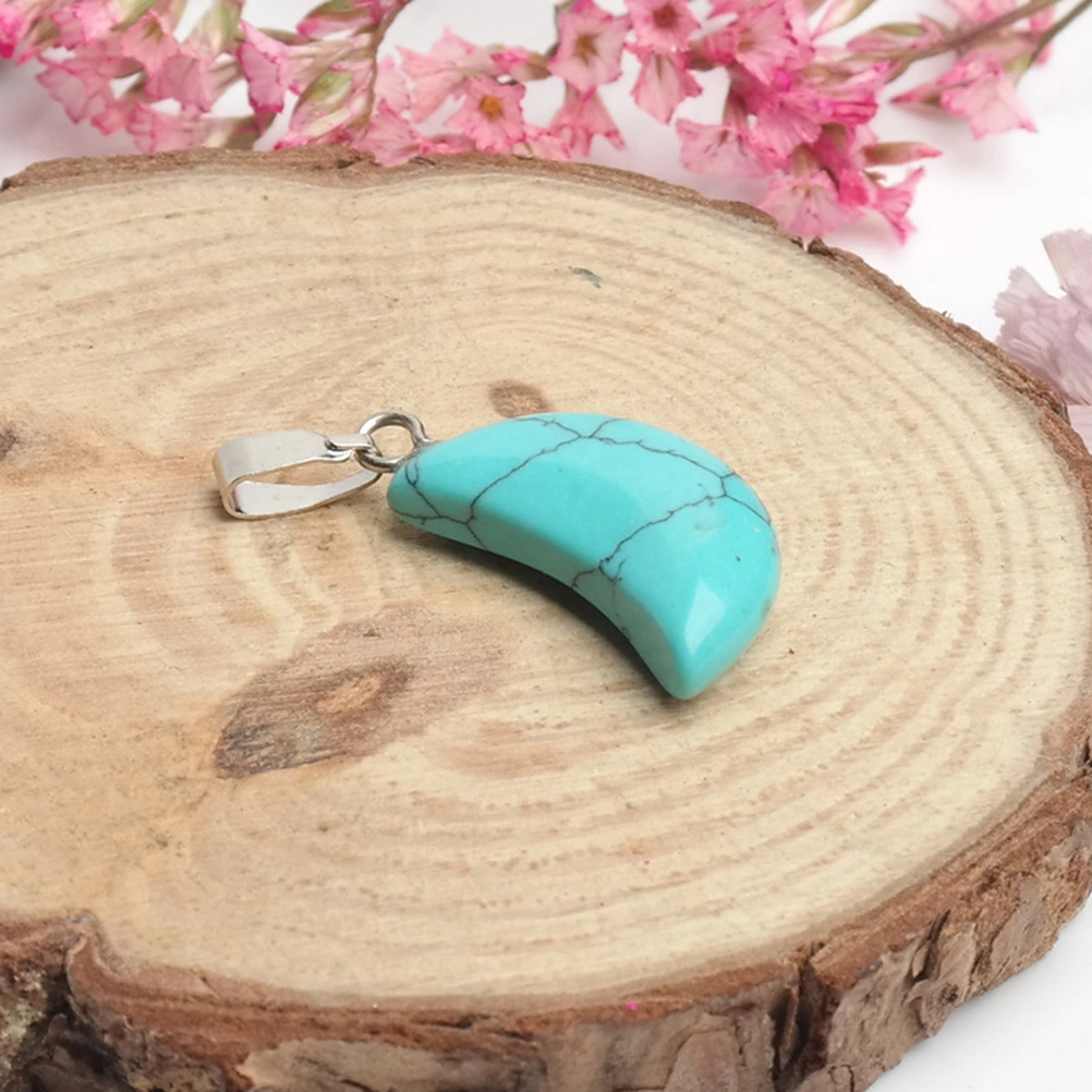 10PCS Crescent Moon Shaped Charm Pendants Natural Stone Moon Crescent-shaped Pendant Necklace Accessories for Jewelry Making (Random Color)