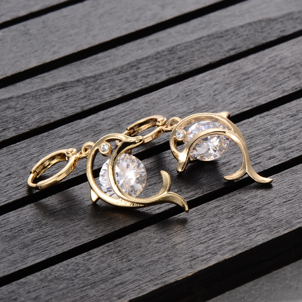 1Pair Women Dolphin Zircon Earrings Simple Wild Temperament Personality Chic Ear Rings Jewelry Decor (Golden)