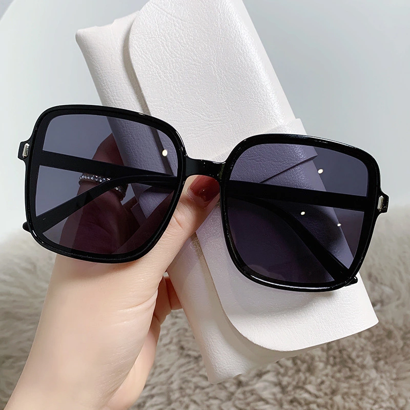Square Sunglasses Gradient Color UV Protection Vintage Sunglasses