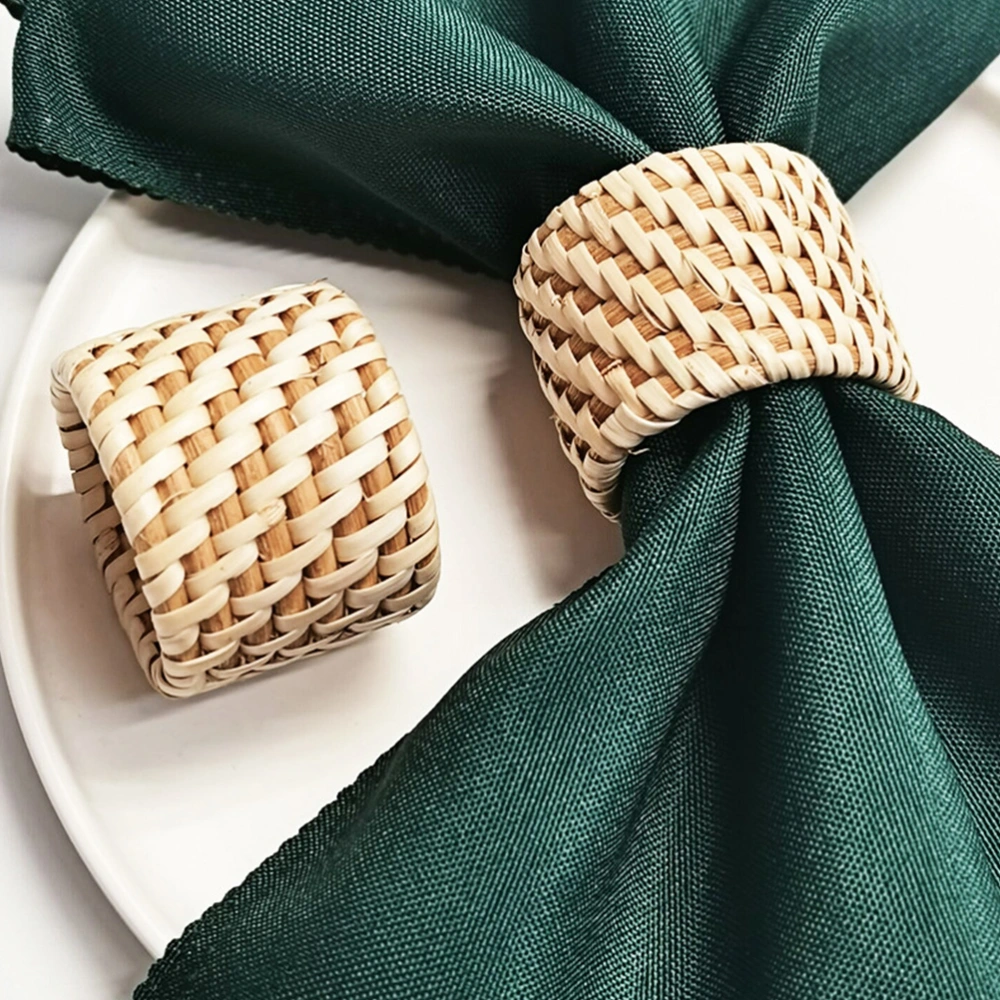 2Pcs Natural Woven Napkin Holding Rings Decorative Weaving Craft Napkin Buckles