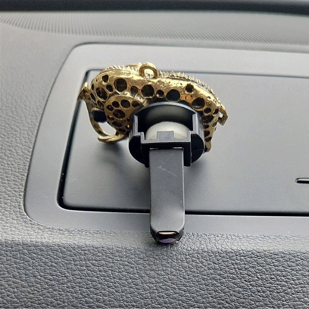 Vintage Clip Style Car Perfume Base Elephant Shape Rhinestone Decor Aromatherapy Solid Perfume Diffuser for Auto Vehicle Inner Dashboard Decoration Gift