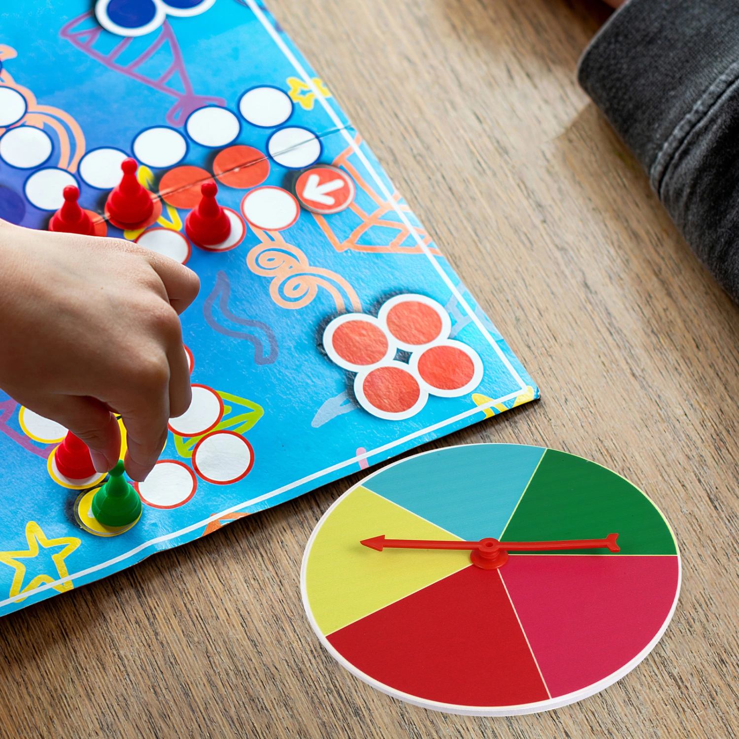 1Pc 20cm Draw Game Turntable Teaching Activities Rotary Table Desktop Parent-Child Games Toys (Random Pointer Color)