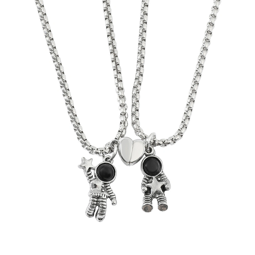 2Pcs Magnetic Couples Necklaces Mutual Attraction Necklaces Couple Neck Decors
