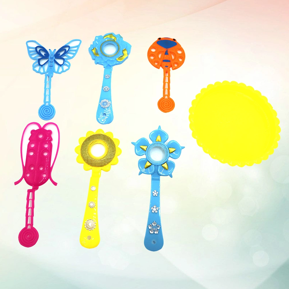 7pcs Children Outdoor Blowing Bubble Blower Cartoon Animal Shape Toys Bubble Sets Bubble Maker Toys for Kids Boys and Girls