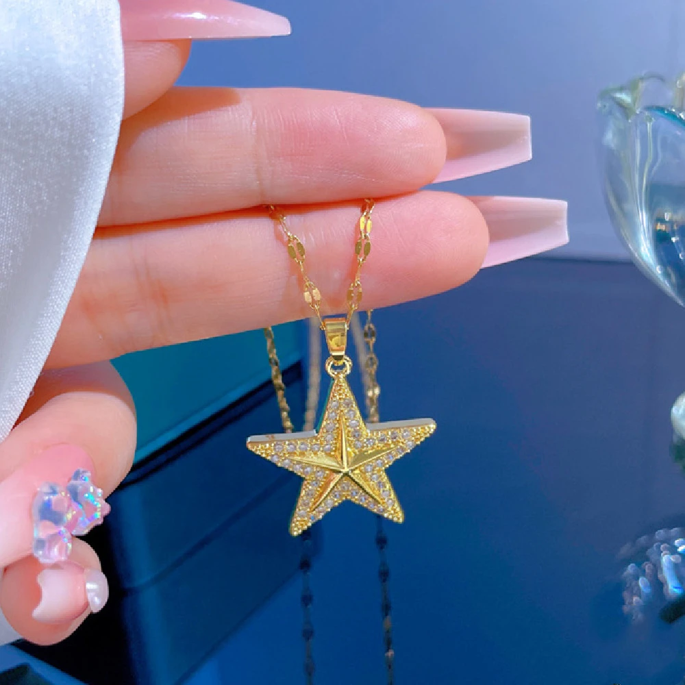 Women's Diamond Starfish Micro-inlaid Necklace