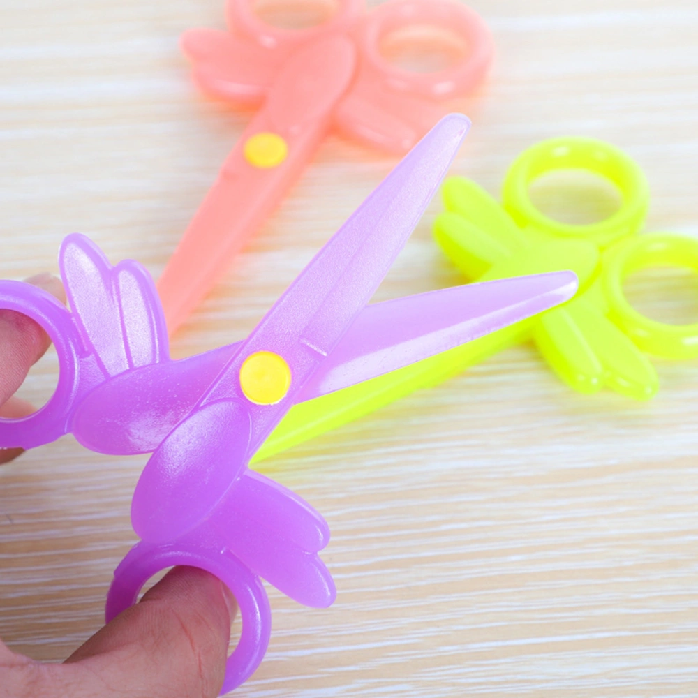 5pcs Shape Scissors Mini Safety Plastic Paper Cutter Handcraft Scissors for Kids (Mixed 3 Colors)