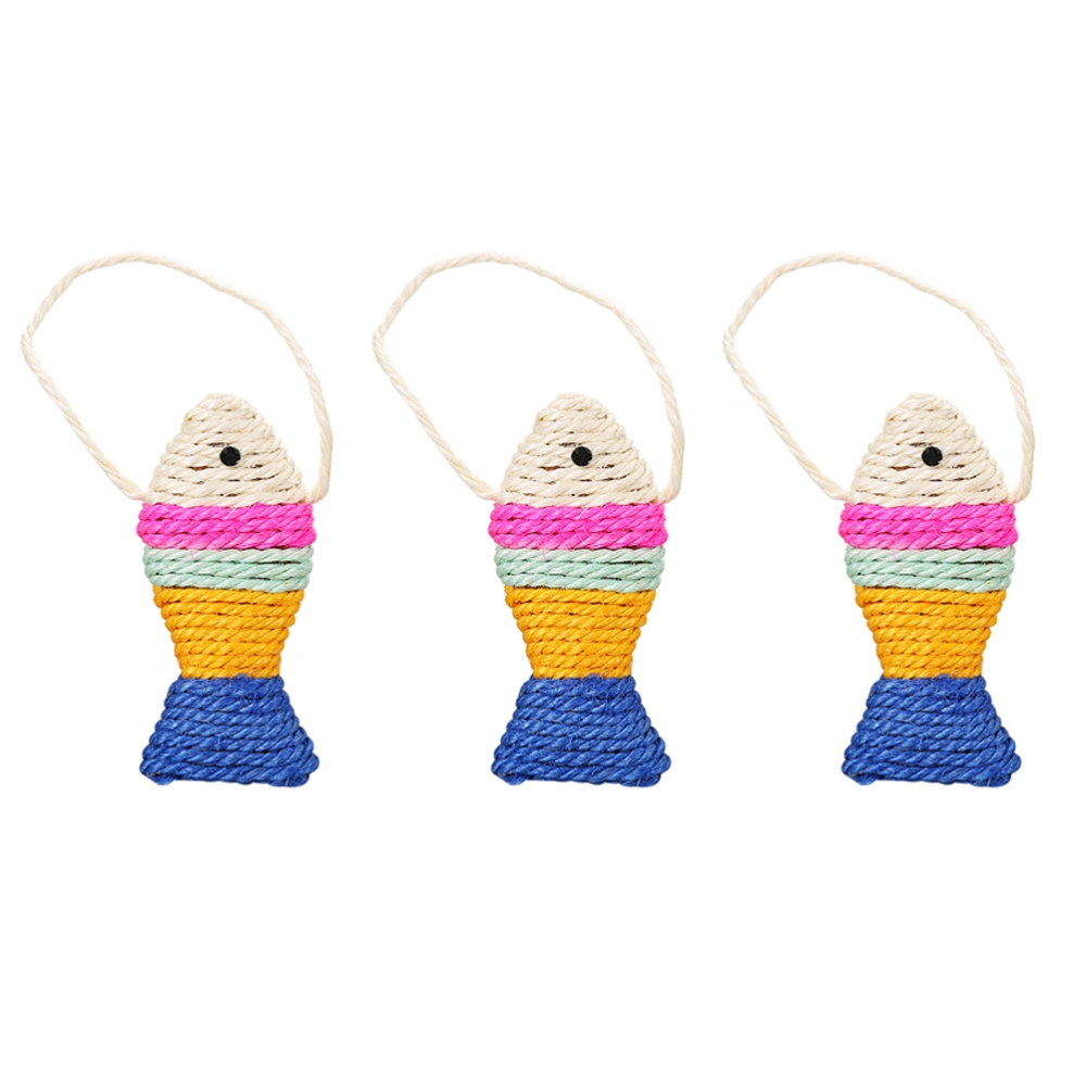 3PCS Pet Cat Sisal Hemp Toy Cat Fish Shape Grinding Claw Toy (Random Color)