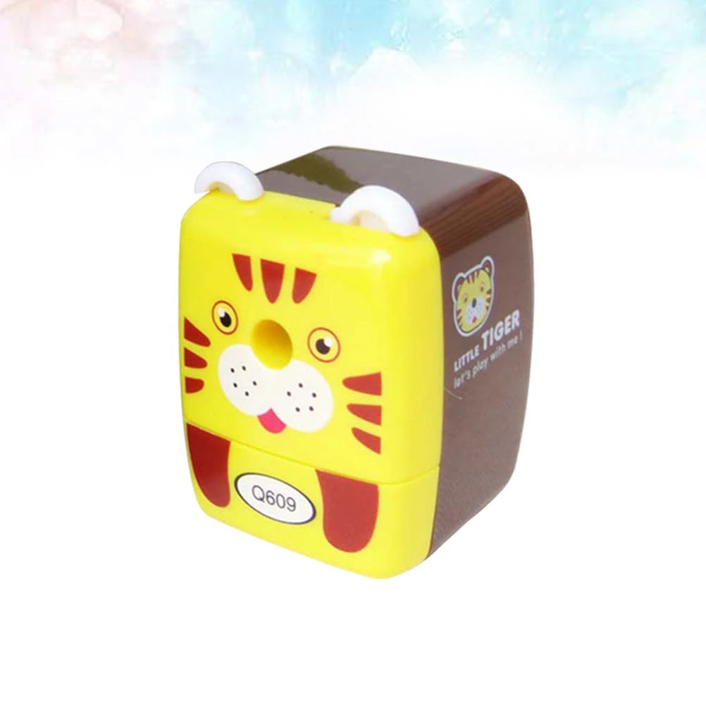1pc Plastic Cartoon Sharpener Pencil Sharpener Students Stationery Supplies for Kids Children (Random Pattern of Panda or Tiger)