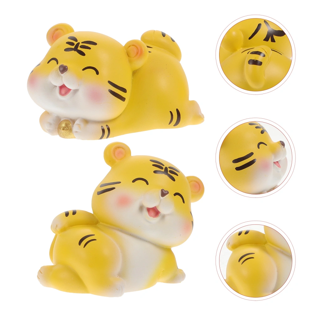 2Pcs Lovely Tiger Decors Cartoon Tiger Ornaments Resin Mini Tigers Pet Accessory