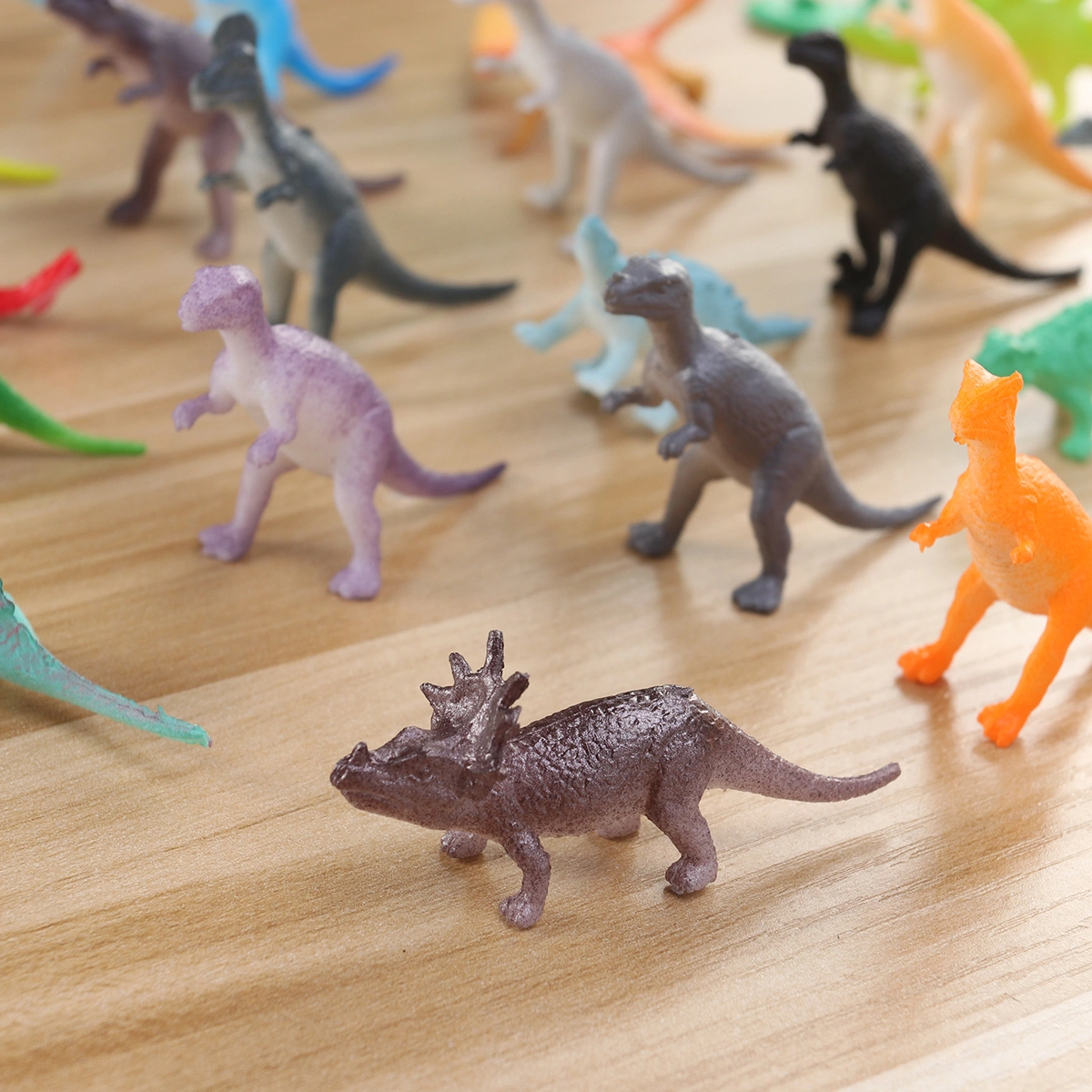 26pcs Mini Simulation Dinosaur Model Bagged Dinosaur Toy Set Plastic Small Dinosaur Children's Toy(24 Small Dinosaurs + 2 Trees)