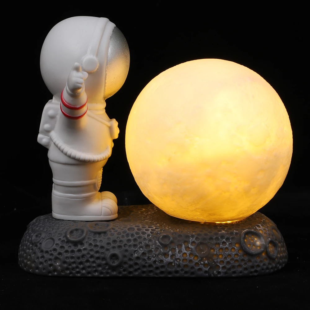 1Pc Resin Spaceman Adornment Mini Astronaut Night Lamp Desktop Lamp Ornament