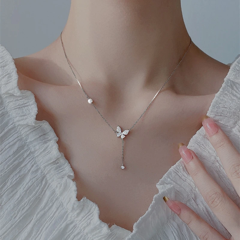 Butterfly Clavicle Chain Women's High-end