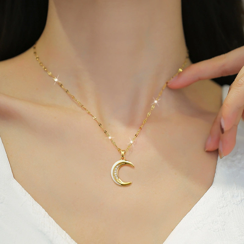 Moon Light Luxury Temperament Gorgeous Full Diamond Necklace