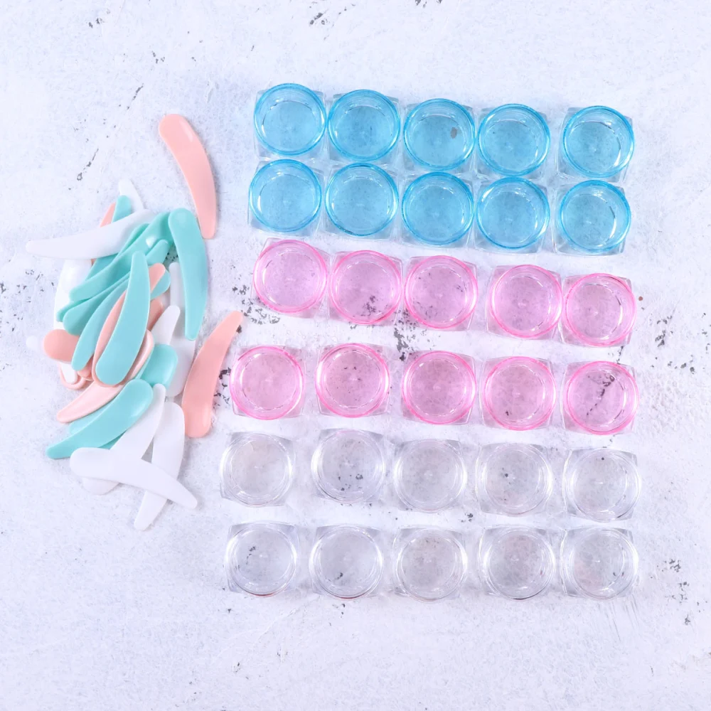 30pcs 5g Cosmetic Containers Bottles Square Bottom Travel Sets Transparent Empty Cosmetic Pot with Plastic Lids (5g Transparent 10pcs + 5g Pink 10pcs + 5g Green 10pcs) and 30pcs Makeup Plastic Spoon (White 10pcs + Pink 10pcs + Green 10pcs)