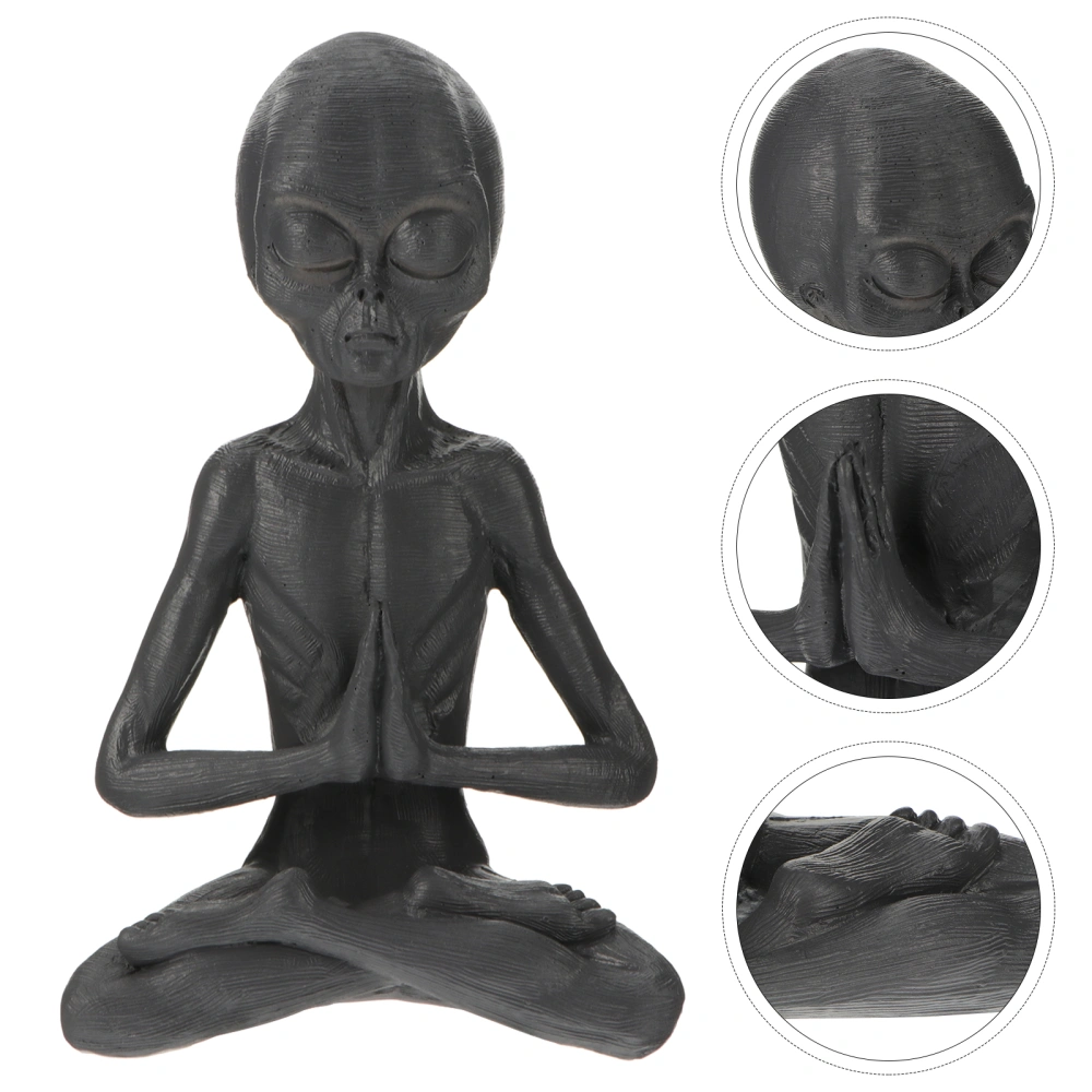 Meditation Alien Statue Mini Plastic Ornament Home Office Desktop Accessory