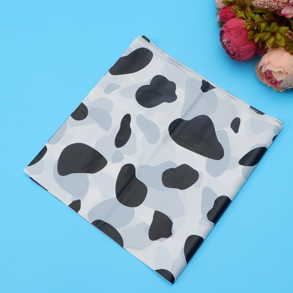 2pcs Disposable Cow Pattern Tablecloth Rectangular Picnic Table Covers Creative Printing Table Decor Party Supplies for Festival Party