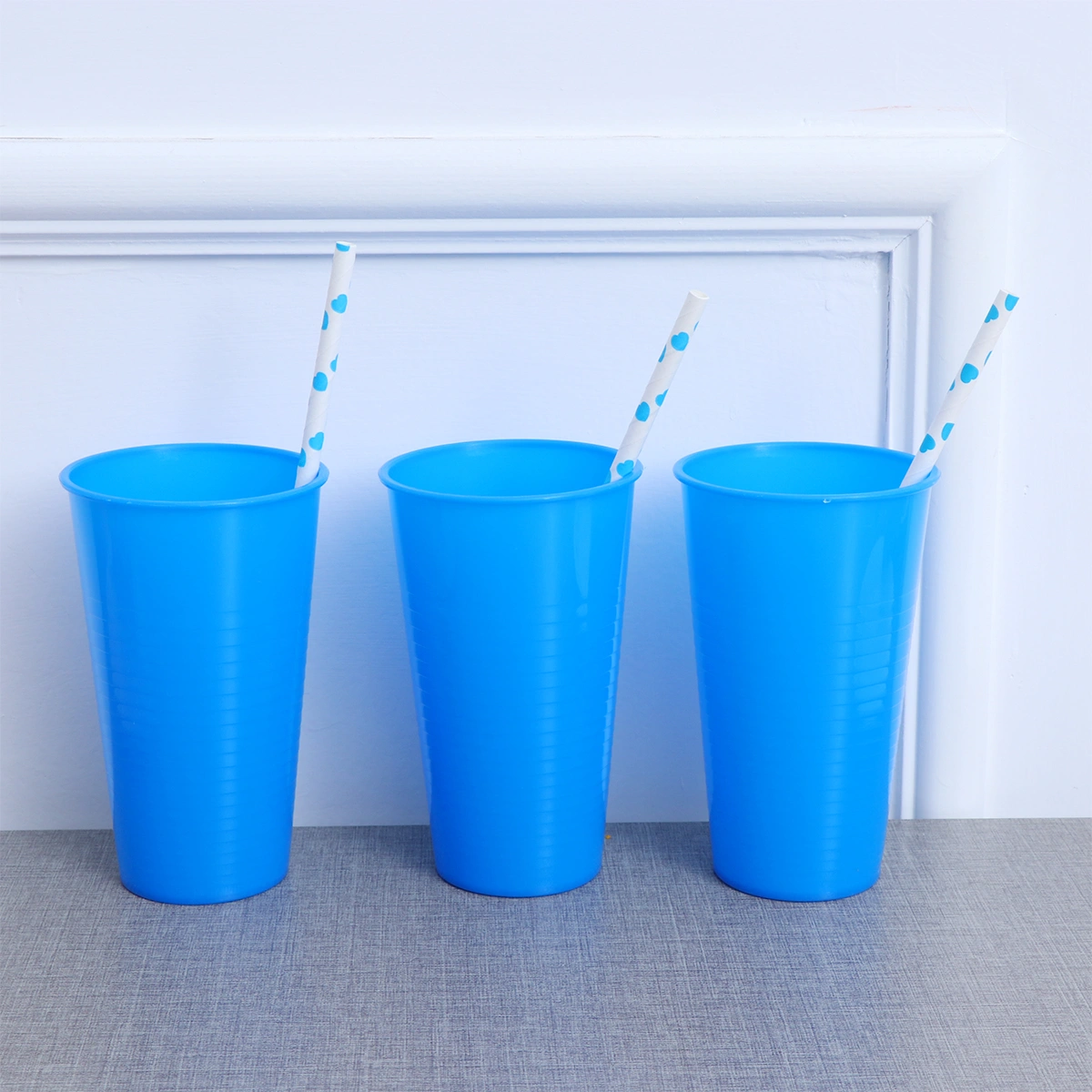 12pcs Plastic Drinking Cups Reusable Holiday Party Tableware Beverage Juice Cups Party Supplies (Blue)