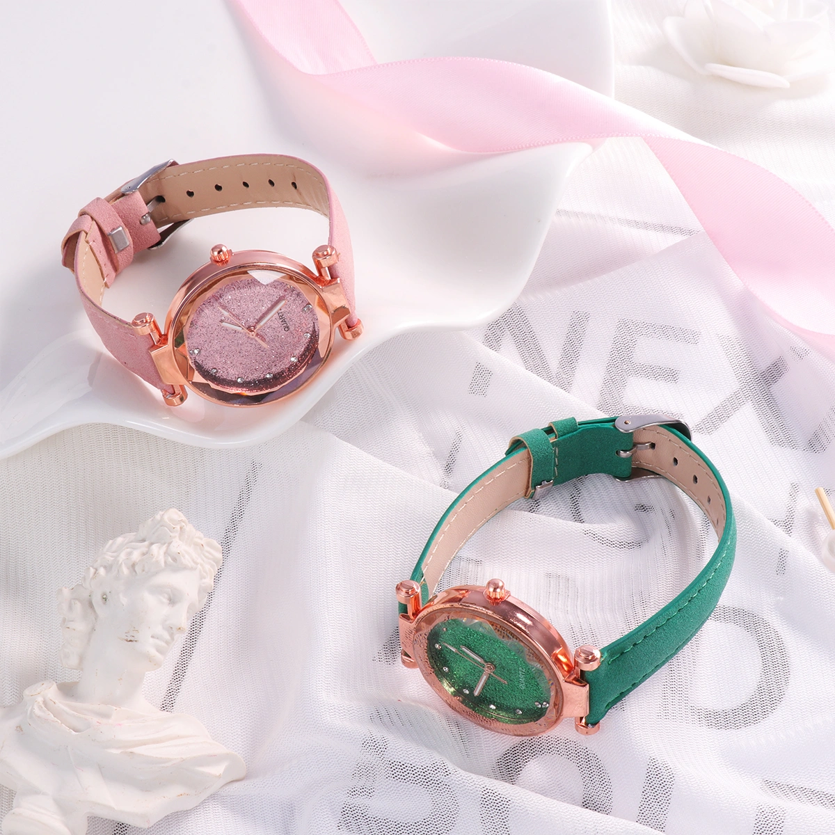 2Pcs Starry Sky Designed Women Watch Fashion Quartz Watch Glittering Wrist Watch (Green and Pink)