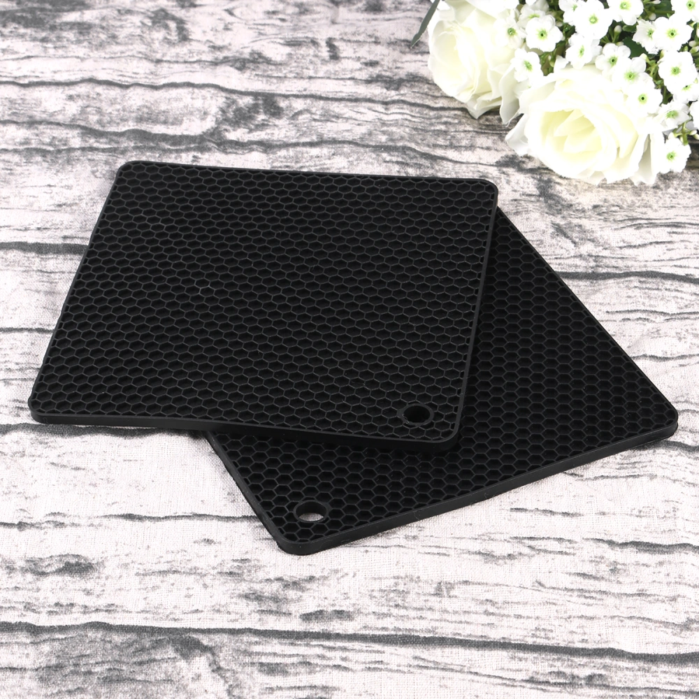 Safe Silicone Non Hot Pad Dinnerware Hanging Black Square Pot Holder Honeycomb Portable Placemat Thermal Insulation Tablemat for Baking Cooking Kitchen