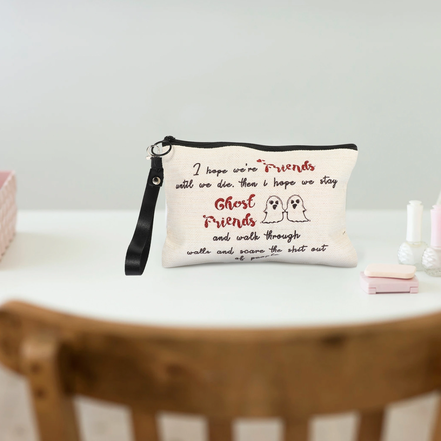 Cosmetic Bag Makeup Pouch Portable Travel Makeup Bag Letter Printed Makeup Zipper Pouch