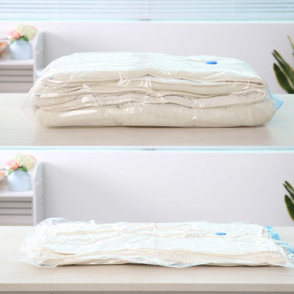 5pcs in 1 Set Vacuum Storage Bags Hand Pump Space Saver Foldable Bag Organizer Room Case Pouch Container 40x50cm (Random Color of Hand Pump)
