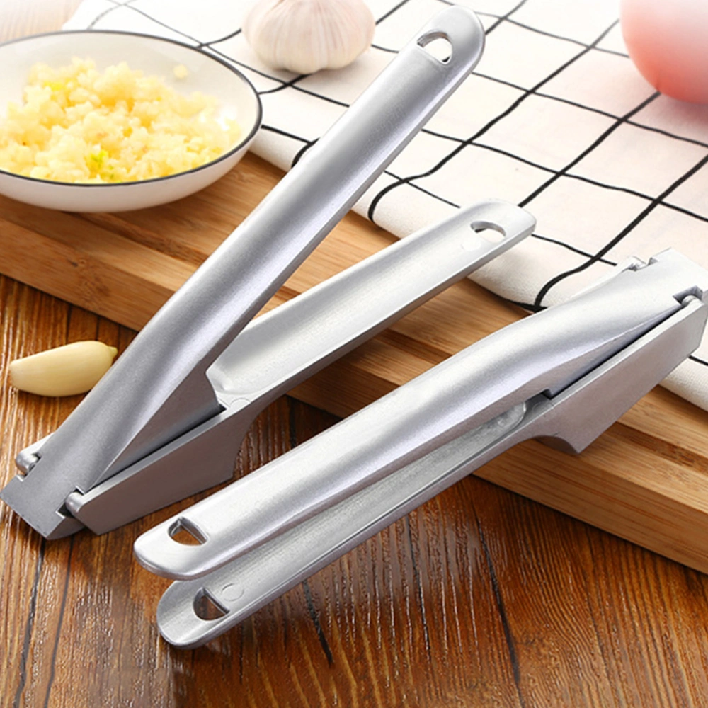 1pc Stainless Steel Garlic Press Garlic Puree Machine Garlic Masher (Silver)