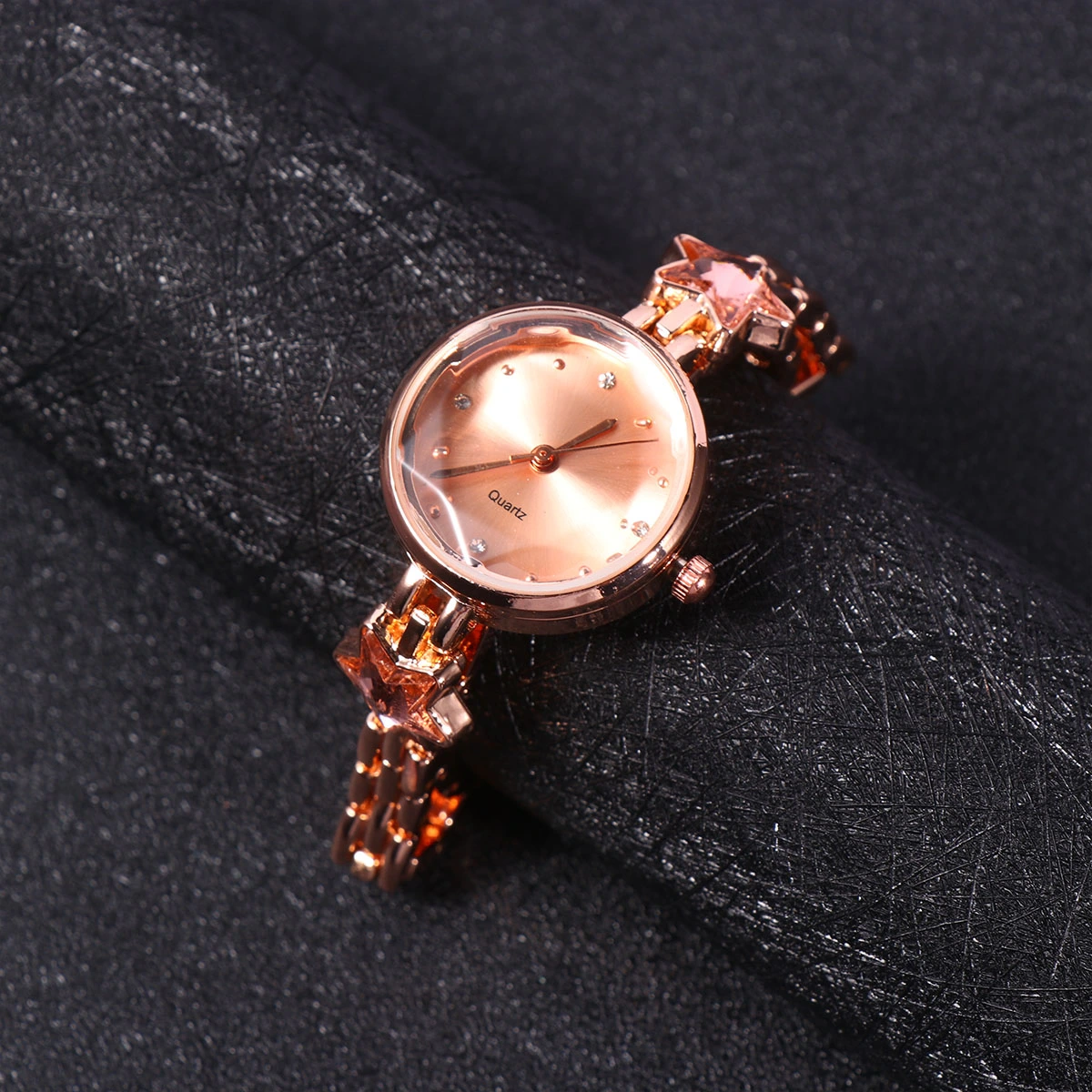 Women Alloy Watch Star Shaped Rhinestone Wrist Watch Waterproof Quartz Watch Delicate Wrist Decoration (Rose Gold)