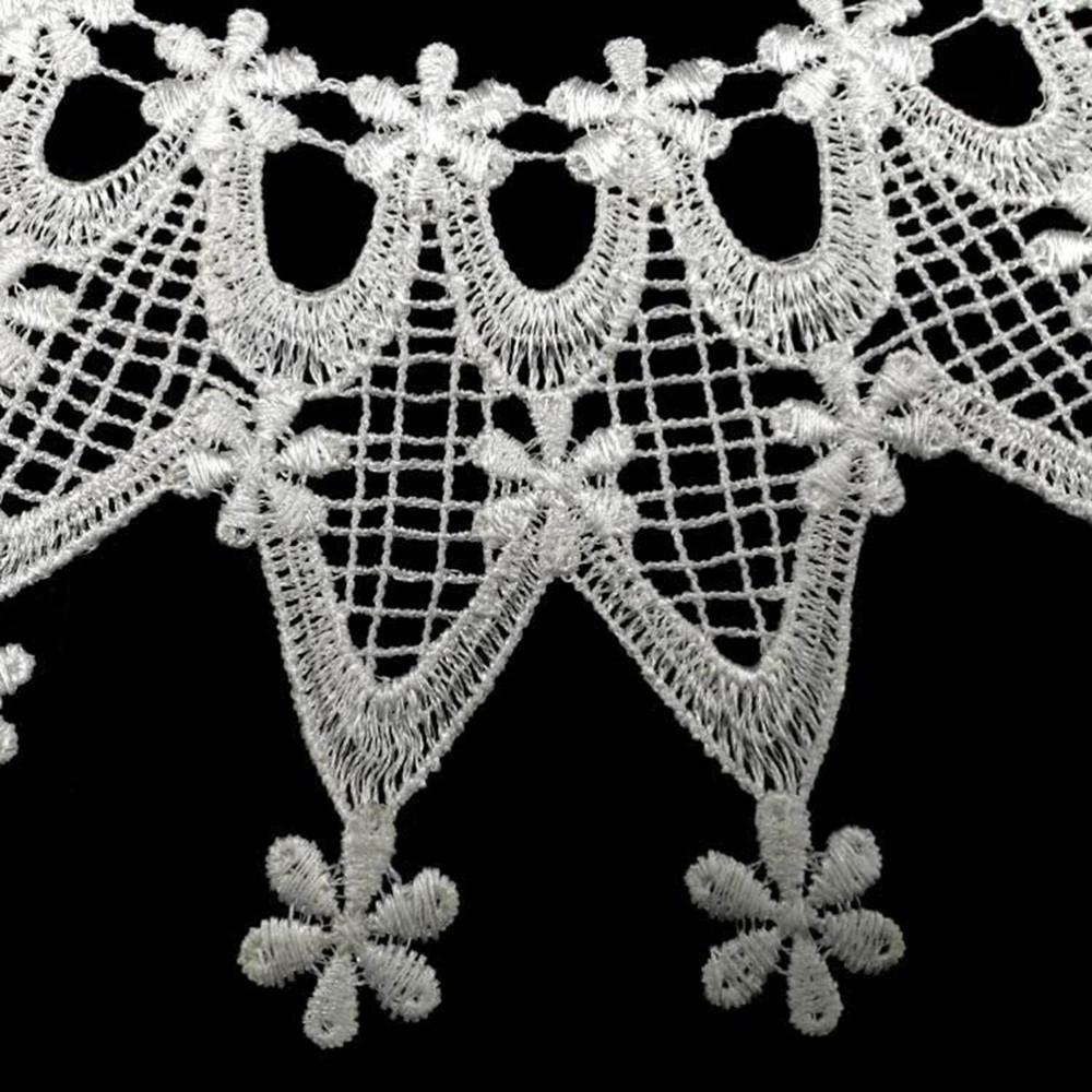 5pcs Lace Collar Embroidery Corsage Stereoscopic Hollow Neckline Collar for Lady (White)