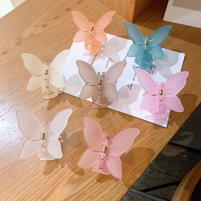 Women's Fashion Temperament Butterfly Shape Grabbing Clip