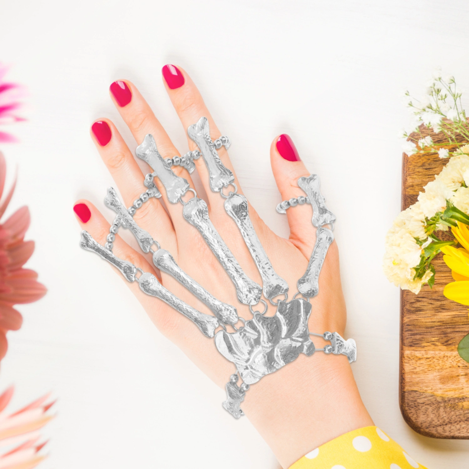 Punk Skeleton Hand Chain Fingers Bracelet Slave Ring (Silver)