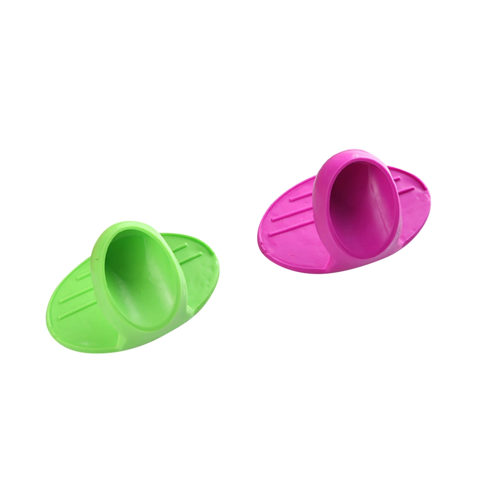 2 Pcs Silicone Clips Anti-scalding Creative Tray Holder Household Kitchen Insulation Clip (Random Color)