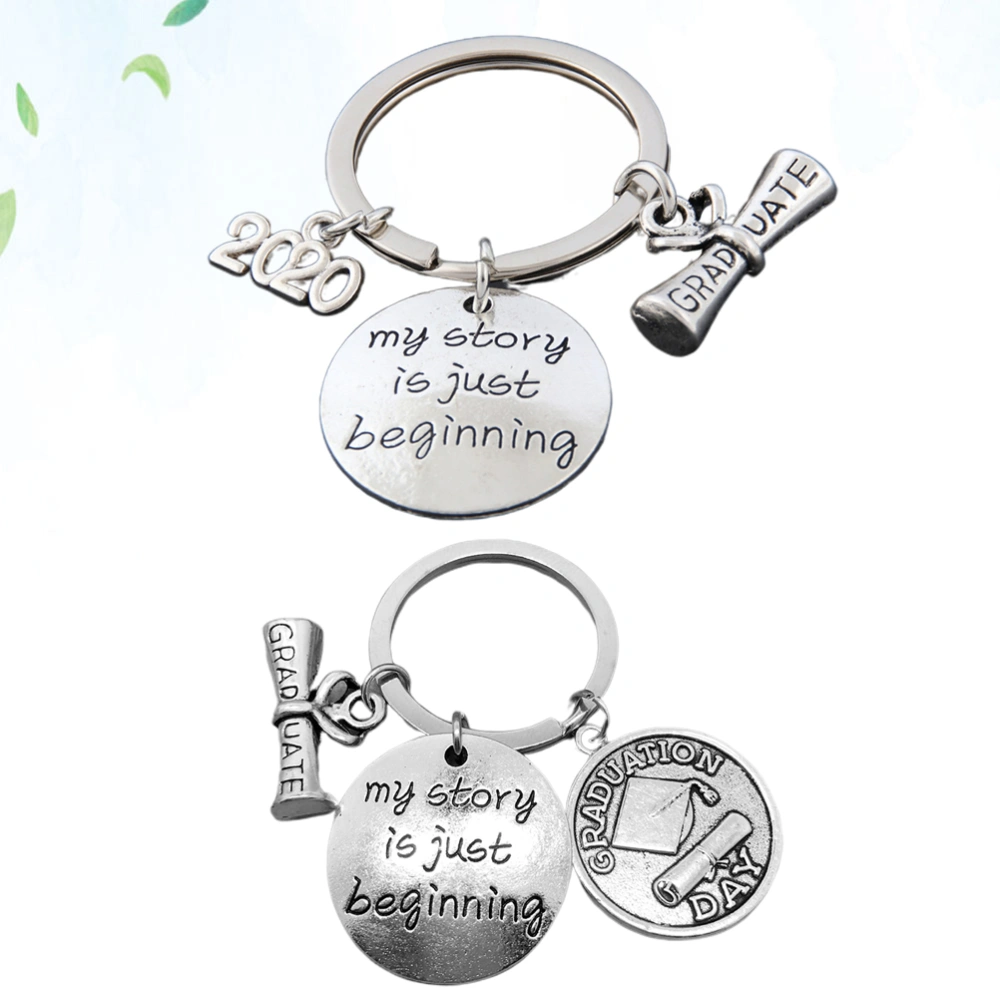 2pcs Graduation Keychains Meaningful Key Holder Exquisite Key Ring Key Decoration Small Gift for Boys Girls